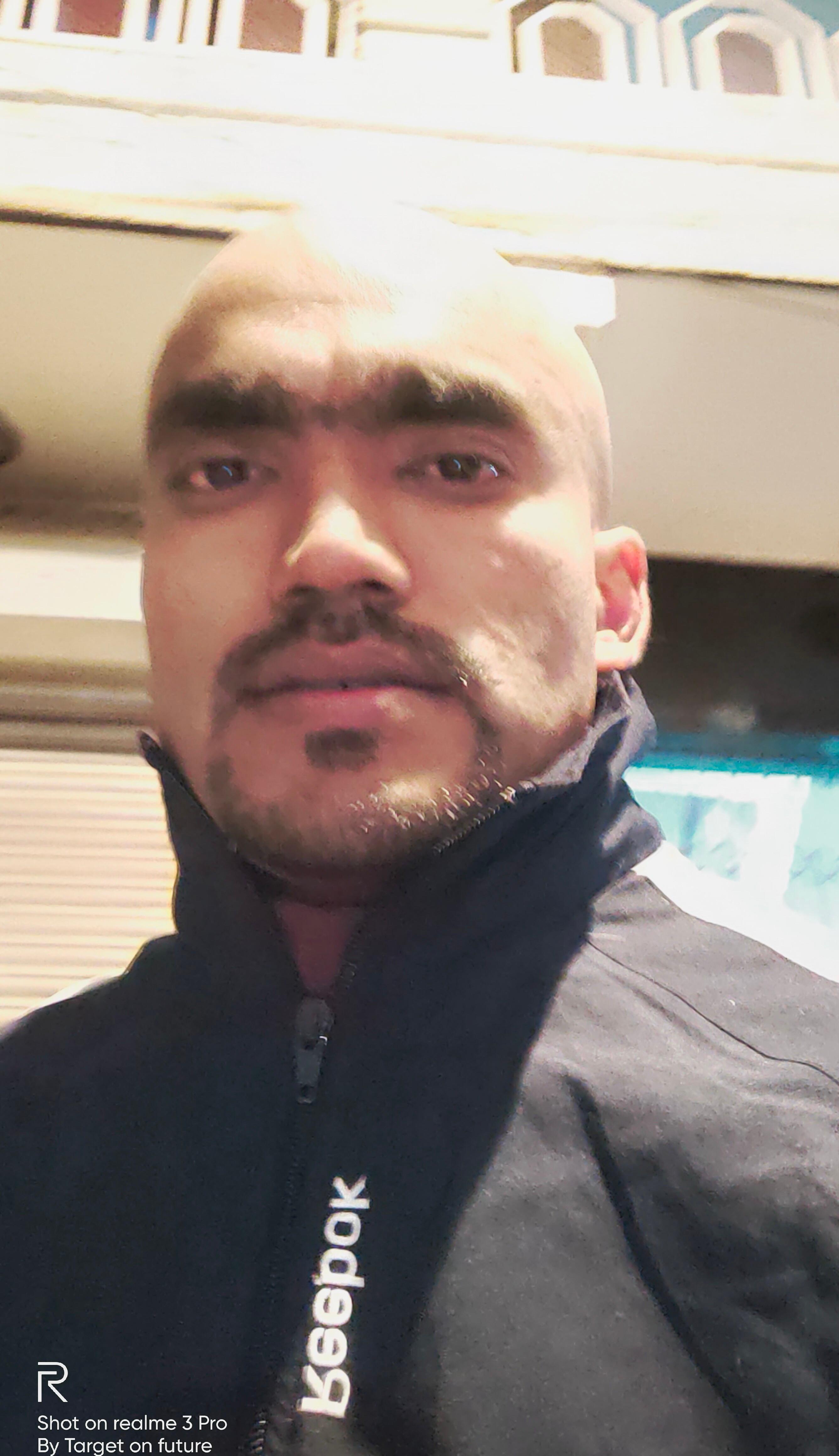 comment-profile-img